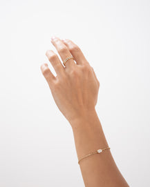 Solitare - Emerald bezel bracelet