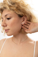 Crescent earrings - 1 ct