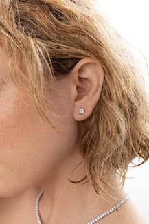 Princess studs - 1 ct