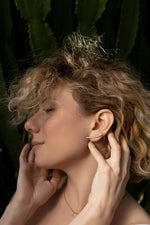 Crescent earrings - 1 ct