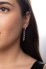 Huggies chain drop Pear - 1.5 ct