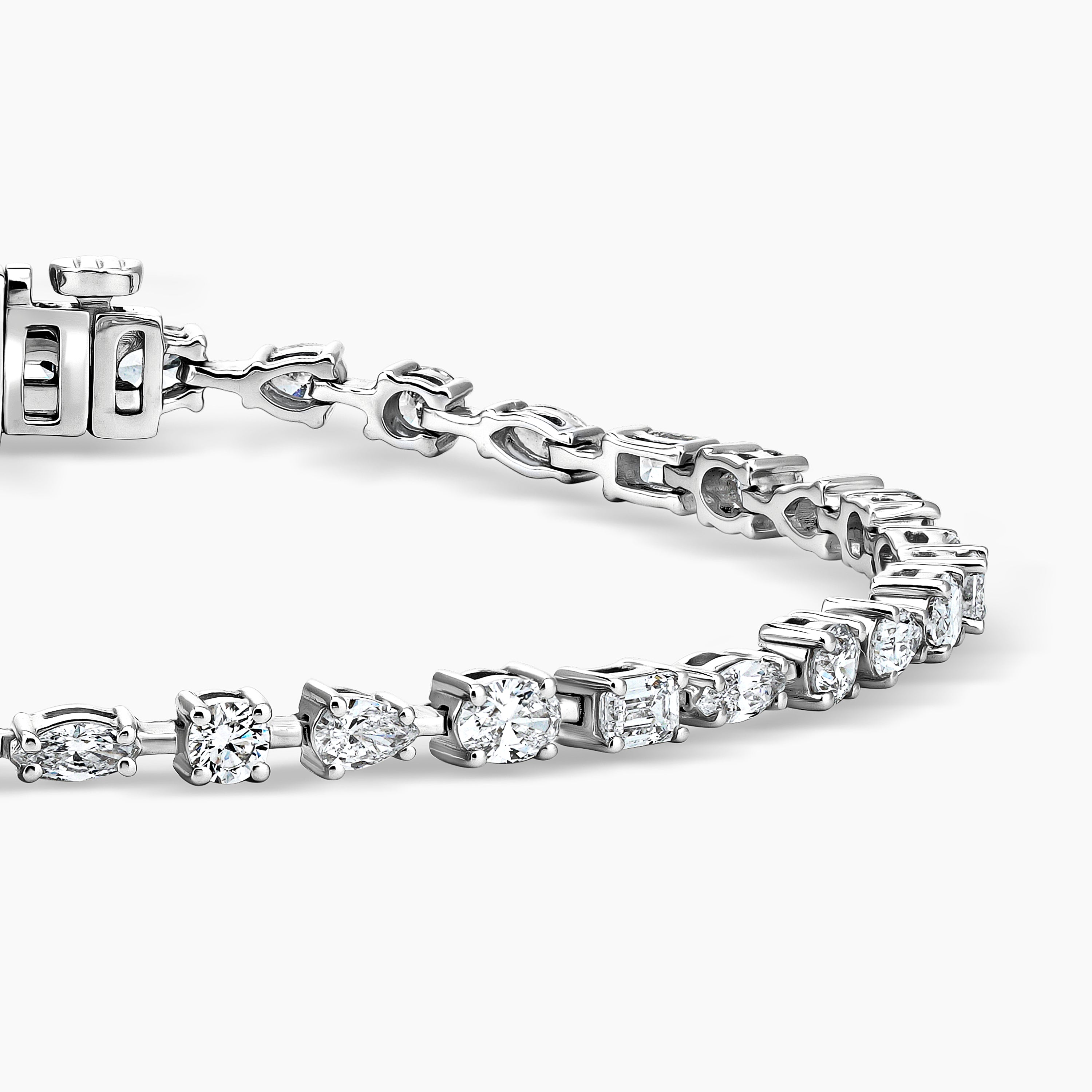 Multishape tennis bracelet