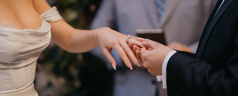 A suggestion during the hike